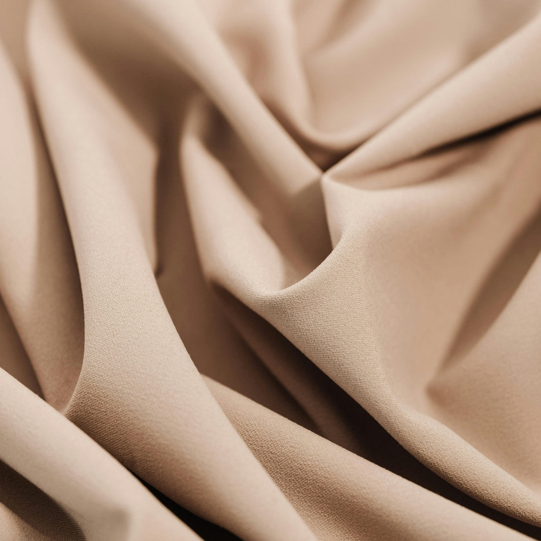 Hemp vs Cotton: Which Fabric Is More Sustainable?